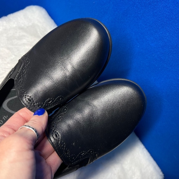 NIB/NWT$140🤩 |•ARAVON•| Adalyn-AR Blak Slip On Comfort Shoes Size 8 AA (Narrow) - Picture 3 of 14